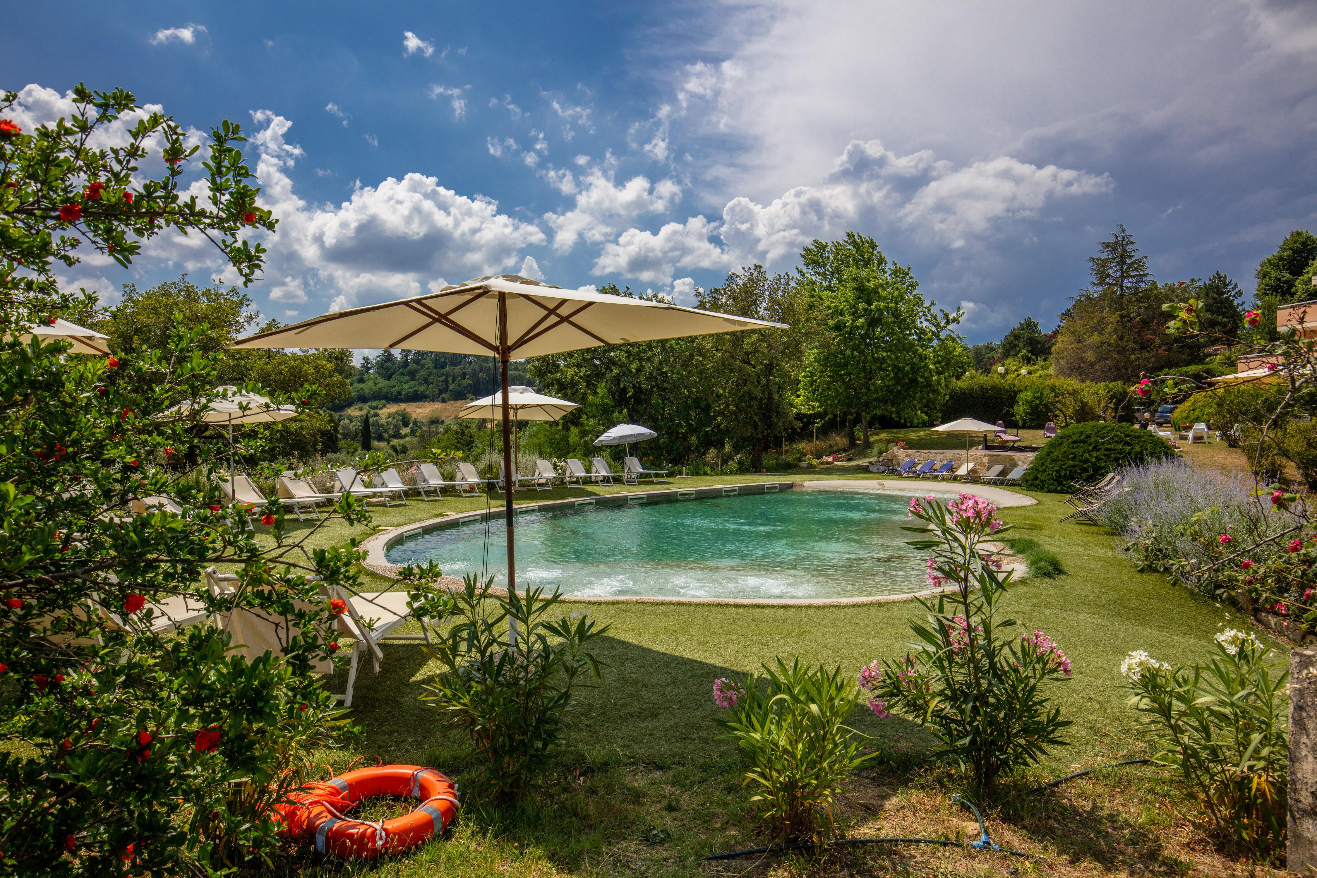 Demidoff Country Resort Pratolino Bagian luar foto