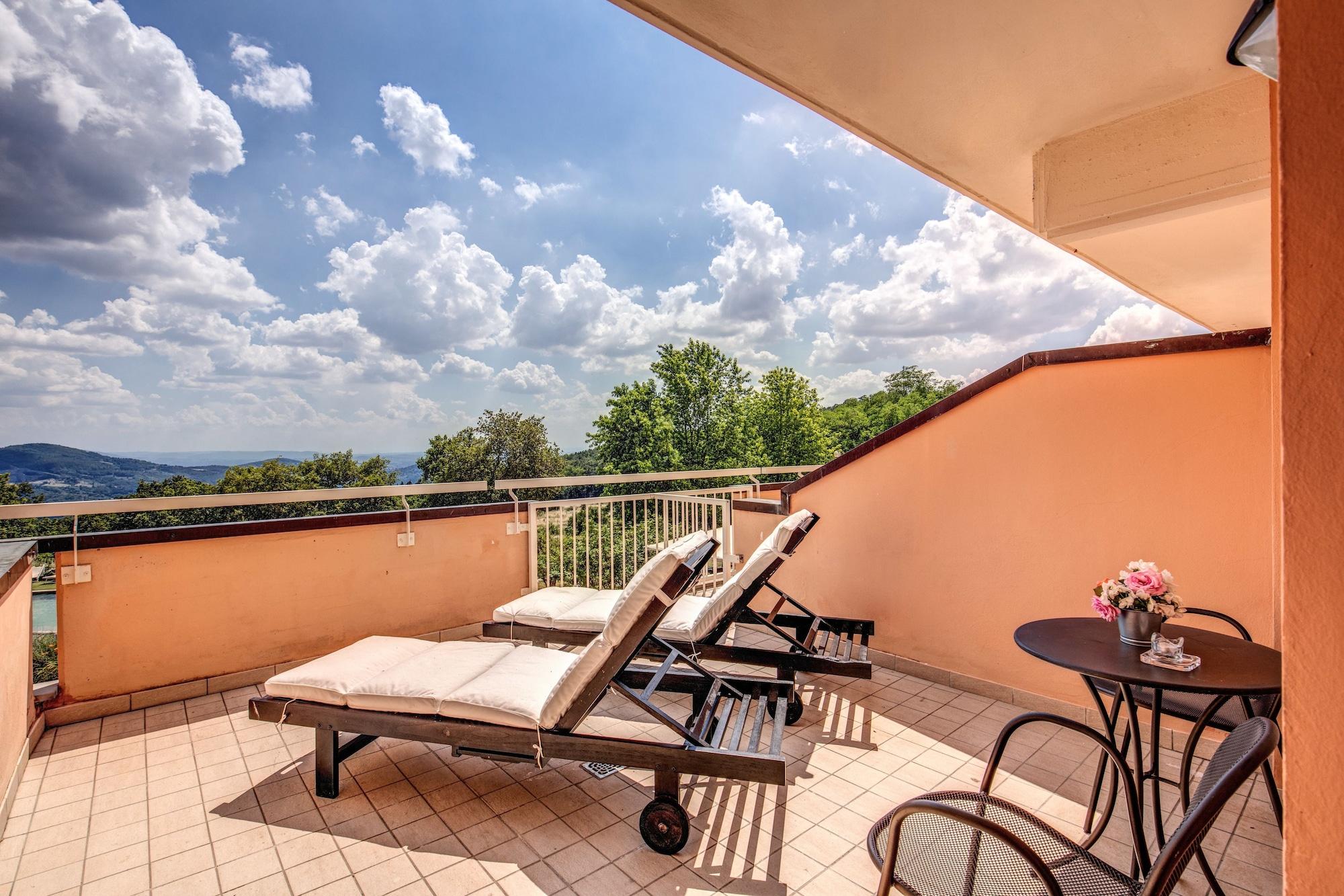 Demidoff Country Resort Pratolino Bagian luar foto