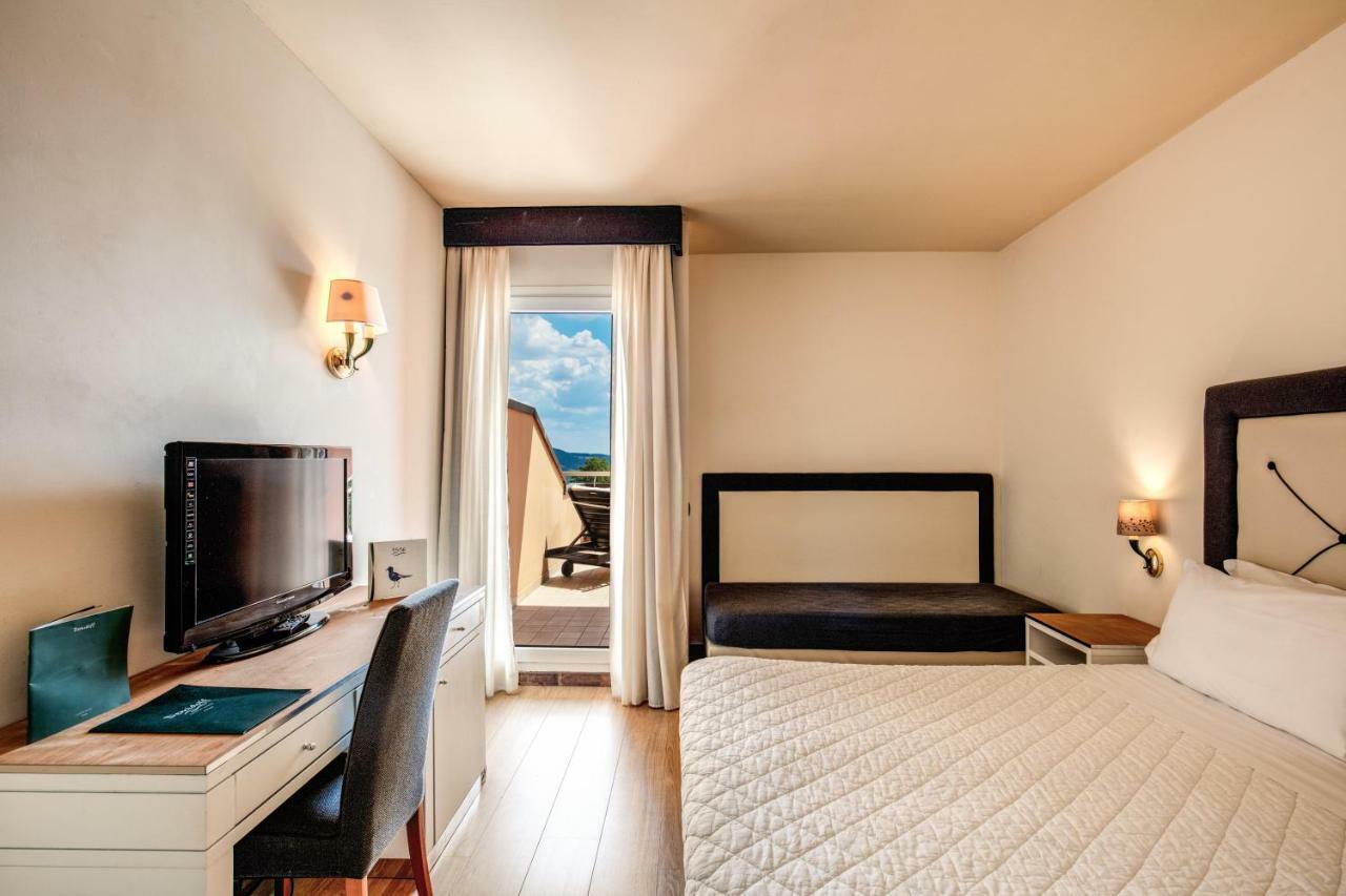 Demidoff Country Resort Pratolino Bagian luar foto